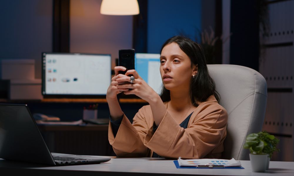 Scrolling Too Much? Mindfulness Might Be Your Exit Plan